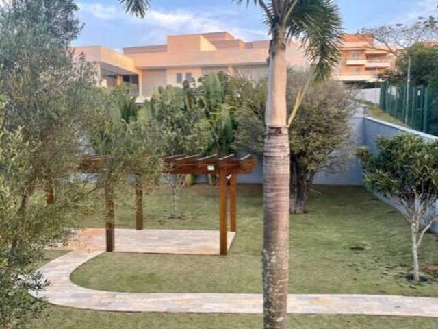 Casa para Venda em Santana de Parnaíba - 3