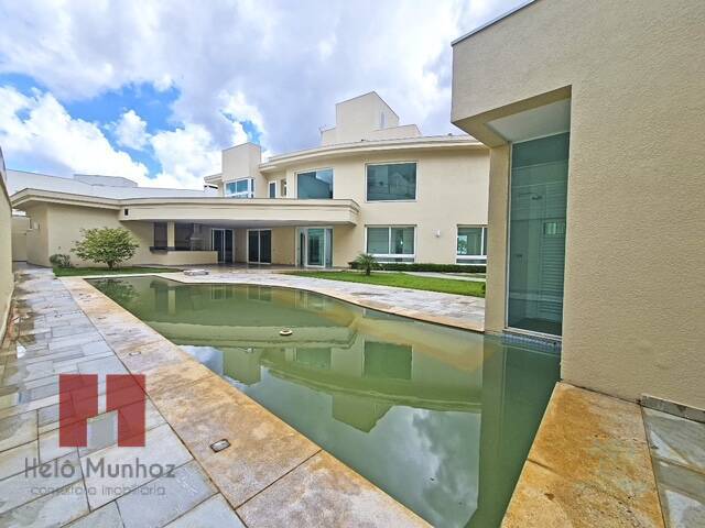 Casa para Venda em Santana de Parnaíba - 3