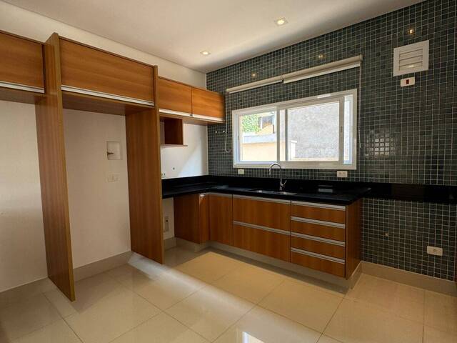 #106 - Casa para Venda em Santana de Parnaíba - SP - 3