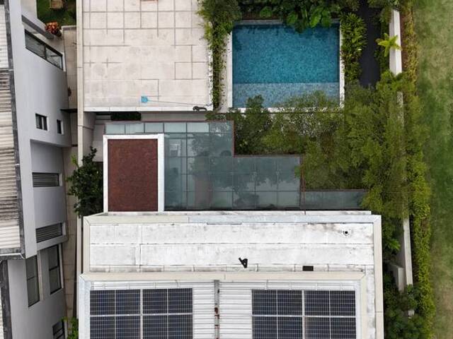 #122 - Casa para Venda em Santana de Parnaíba - SP