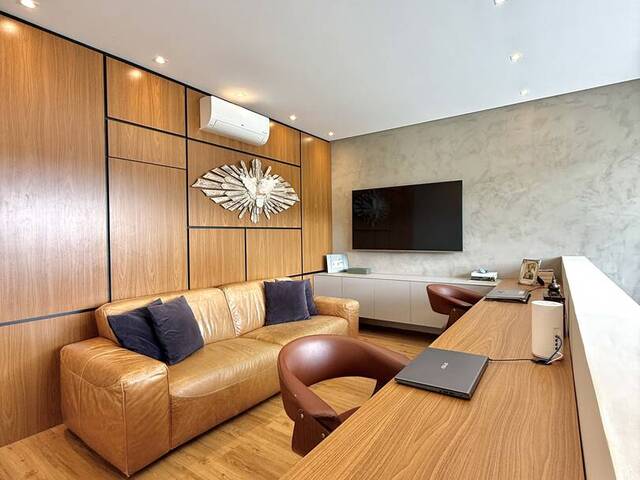 Casa para Venda em Santana de Parnaíba - 5