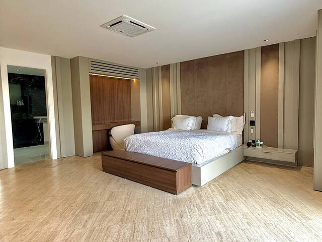 #131 - Casa para Venda em Barueri - SP - 2