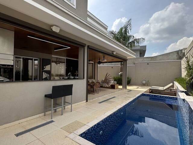 #133 - Casa para Venda em Santana de Parnaíba - SP - 1