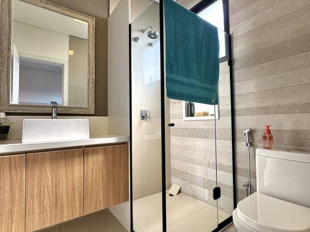 Casa para Venda em Santana de Parnaíba - 5