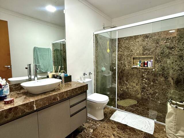 Casa para Venda em Santana de Parnaíba - 5