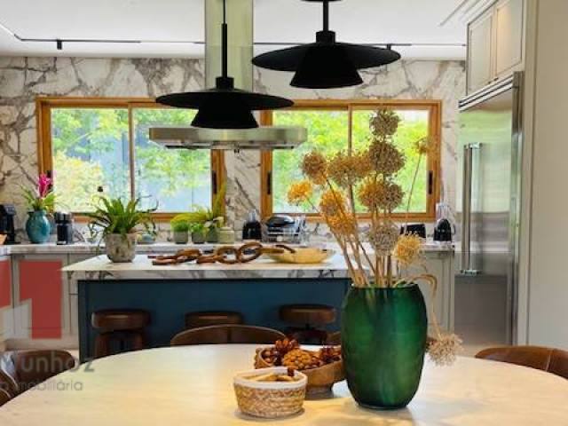 Casa para Venda em Santana de Parnaíba - 4