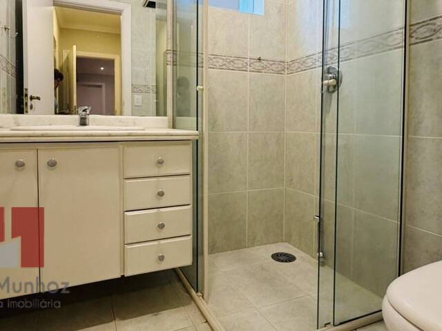 Casa para Venda em Santana de Parnaíba - 2