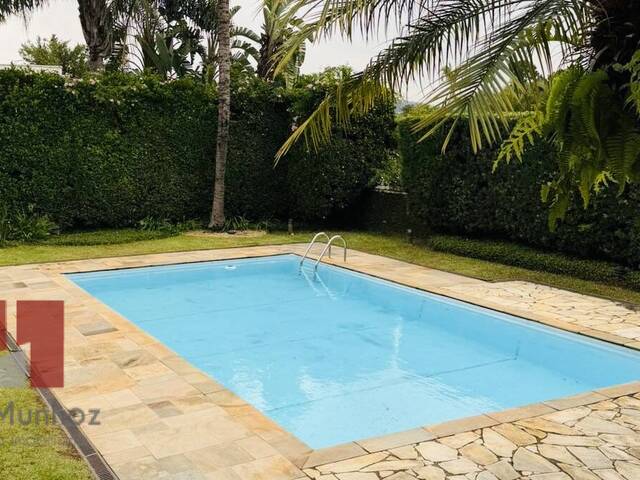 #147 - Casa para Venda em Santana de Parnaíba - SP