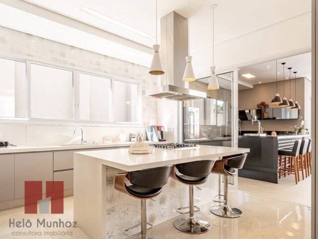 Casa para Venda em Santana de Parnaíba - 5