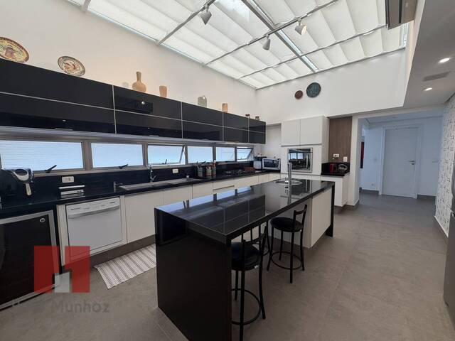 #152 - Casa para Venda em Santana de Parnaíba - SP