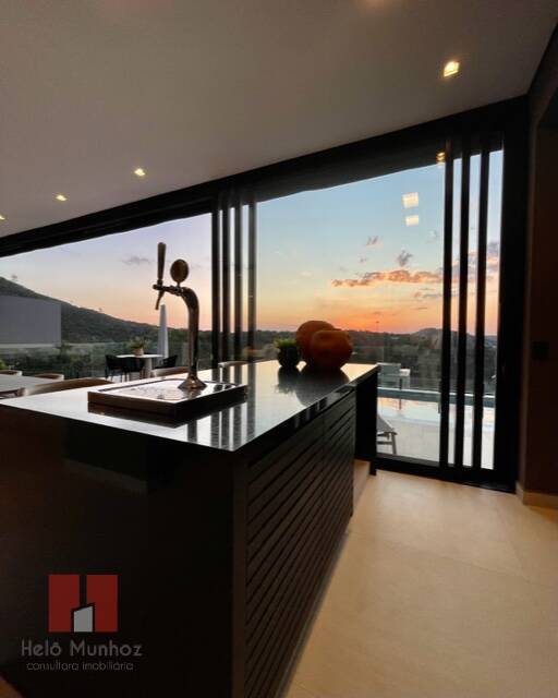 Casa, 4 quartos, 400 m² - Foto 1