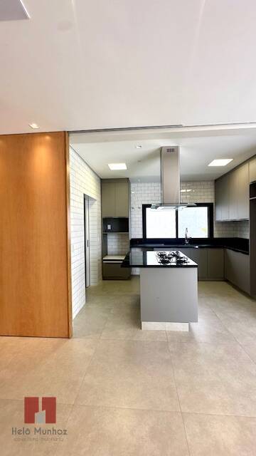 Casa, 4 quartos, 364 m² - Foto 1
